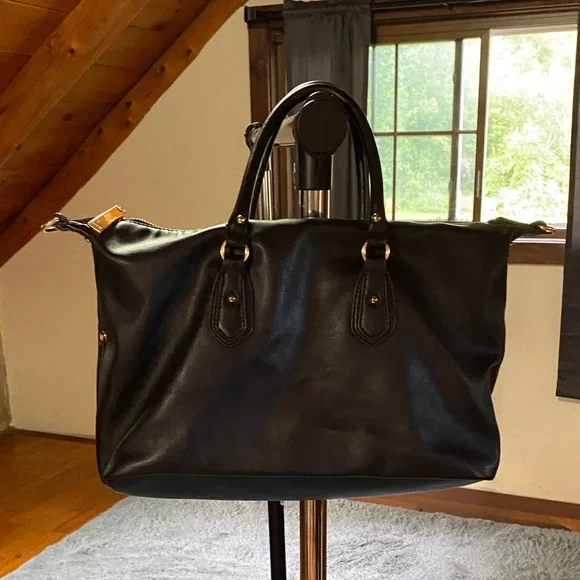 Tommy Hilfiger Black handbag EUC - Picture 10 of 12